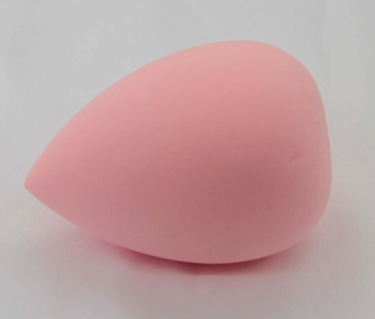 Oval Bottom Make Up Sponges (x2) image 0